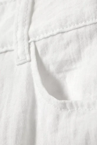 Crinkle-Hose mit niedriger Taille und lockerer Passform – Weiß