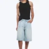 Denim-Shorts mit mittlerer Leibhöhe, lockerer Passform und Abnähern – Dream Blue – Hellblau Denim-Shorts mit mittlerer Leibhöhe, lockerer Passform und Abnähern – Dream Blue – Hellblau