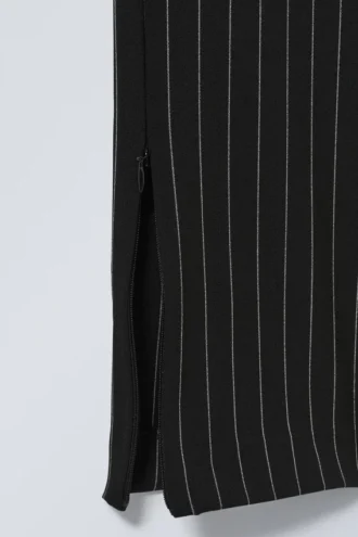 Dessa Slim-Fit-Hose – Nadelstreifen