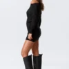 Drapiertes, asymmetrisches Minikleid mit langen Ärmeln – Schwarz Drapiertes, asymmetrisches Minikleid mit langen Ärmeln – Schwarz