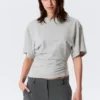 Drapiertes, figurbetontes T-Shirt – Grau meliert Drapiertes, figurbetontes T-Shirt – Grau meliert