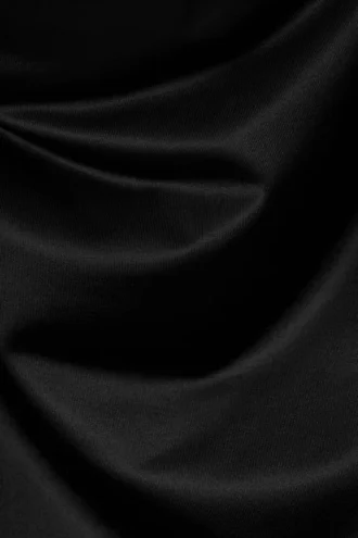Drapiertes Jersey-Kleid mit einem Ärmel – Schwarz