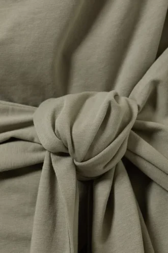 Drapiertes Minikleid mit Bindeband vorne – Khaki-Grün