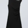Drapiertes Minikleid – Schwarz