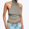 Drapiertes Neckholder-Oberteil – Dusty Mole Drapiertes Neckholder-Oberteil – Dusty Mole