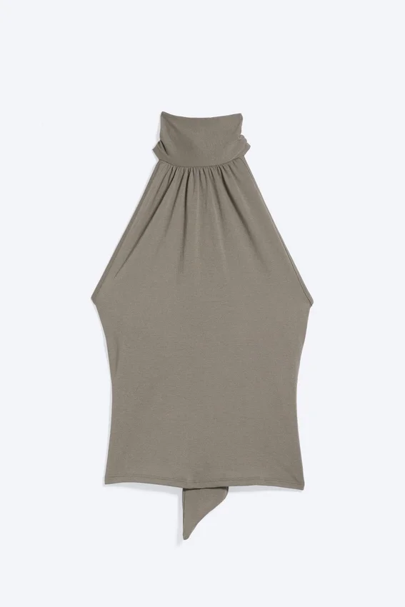 Drapiertes Neckholder-Oberteil – Dusty Mole Drapiertes Neckholder-Oberteil – Dusty Mole