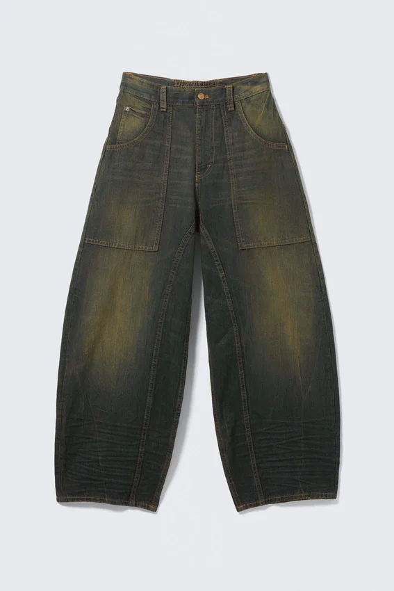 Dunno Unisex-Barrel-Jeans mit niedriger Leibhöhe und weitem Bein – Washed Sulfur – Dark Khaki | Cheap Monday Gb Dunno Unisex-Barrel-Jeans mit niedriger Leibhöhe und weitem Bein – Washed Sulfur – Dark Khaki | Cheap Monday Gb