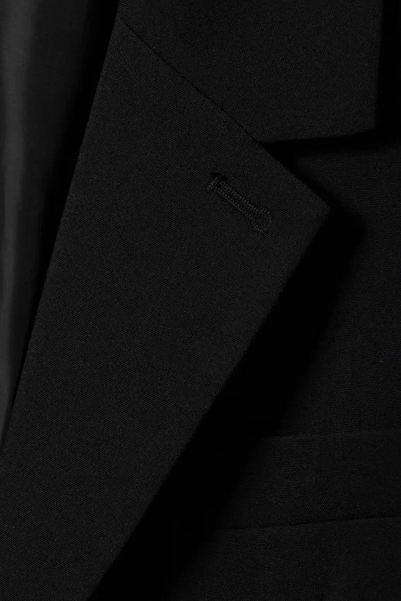 Einreihiger, locker geschnittener Blazer – Schwarz Einreihiger, locker geschnittener Blazer – Schwarz