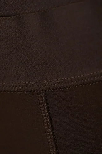 Elastische Hose mit Reißverschluss – Dunkelbraun