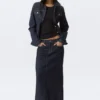 Eng anliegender Denim-Maxirock mit niedriger Leibhöhe – Blue Rinse – Dunkelblau Eng anliegender Denim-Maxirock mit niedriger Leibhöhe – Blue Rinse – Dunkelblau