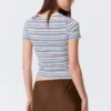Enges Mini-T-Shirt – Blau/Rosa mit mehrfarbigen Streifen