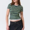 Enges Mini-T-Shirt – marineblau/grün gestreift Enges Mini-T-Shirt – marineblau/grün gestreift