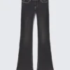 Fancy Booty Bei Low Rise Skinny Bootcut Jeans – Polly Black Print – Schwarz | Cheap Monday Gb