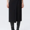 Faustina C Mid Rise Side-Buckle Pencil Rock – Schwarz Faustina C Mid Rise Side-Buckle Pencil Rock – Schwarz