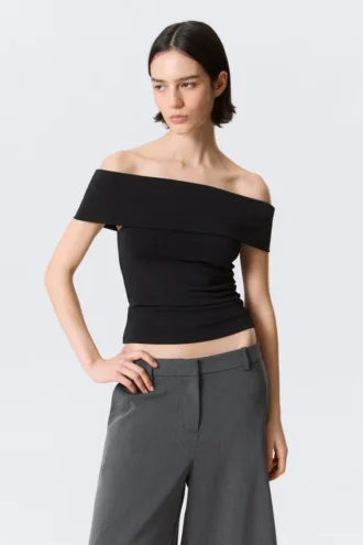 Figurbetontes, ärmelloses Off-Shoulder-Top – Schwarz