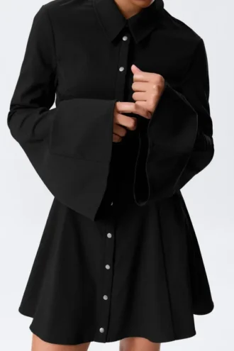 Fit-and-Flare-Mini-Hemd-Kleid – Schwarz
