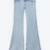 Flare Low Rise Flared Skinny Jeans – Frosty Blue – Hellblau | Cheap Monday Gb Flare Low Rise Flared Skinny Jeans – Frosty Blue – Hellblau | Cheap Monday Gb