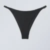 Frecher Bikini-Slip – Schwarz Frecher Bikini-Slip – Schwarz
