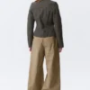 Genevieve Slim strukturierte Baumwolljacke mit Reißverschluss – Dunkelgrau