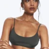 Gepolstertes Bikini-Oberteil mit Bindeband – Dunkelgrau Gepolstertes Bikini-Oberteil mit Bindeband – Dunkelgrau