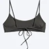 Gepolstertes Bikini-Oberteil mit Bindeband – Dunkelgrau Gepolstertes Bikini-Oberteil mit Bindeband – Dunkelgrau