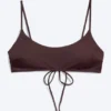 Gepolstertes Bikini-Oberteil mit Bindebändern – Dunkelrot Gepolstertes Bikini-Oberteil mit Bindebändern – Dunkelrot
