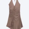 Gerafftes Neckholder-Mini-Kleid – gewaschenes Braun Gerafftes Neckholder-Mini-Kleid – gewaschenes Braun