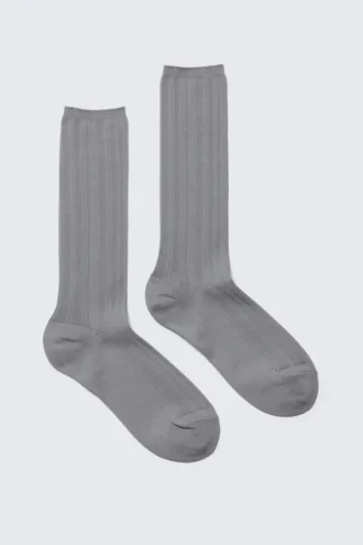 Gerippte halbhohe Socken – Grau