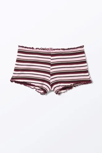 Gerippte Mini-Shorts mit Rüschen – dunkelrot-rosa gestreift