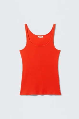 Geripptes Tanktop mit U-Ausschnitt – Leuchtend rot