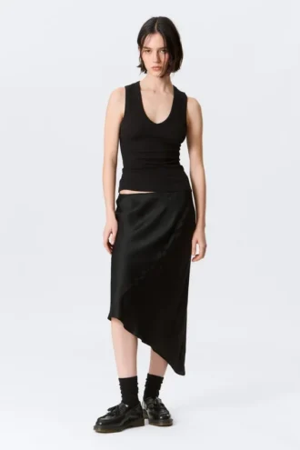 Geripptes Tanktop mit V-Ausschnitt – Schwarz