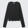Geschrumpfter Pullover aus Wollmischung im Used-Look – Schwarz Geschrumpfter Pullover aus Wollmischung im Used-Look – Schwarz