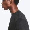 Geschrumpftes Baumwoll-T-Shirt mit kurzen Ärmeln – Abgenutztes Schwarz Geschrumpftes Baumwoll-T-Shirt mit kurzen Ärmeln – Abgenutztes Schwarz