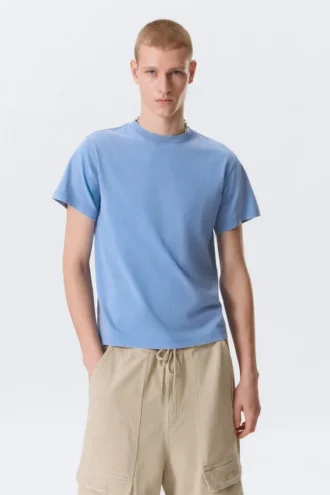 Geschrumpftes Baumwoll-T-Shirt mit kurzen Ärmeln – Blau Geschrumpftes Baumwoll-T-Shirt mit kurzen Ärmeln – Blau