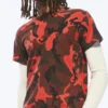 Geschrumpftes doppellagiges T-Shirt – Rotes Camouflage Geschrumpftes doppellagiges T-Shirt – Rotes Camouflage