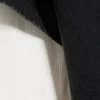 Geschrumpftes, doppellagiges T-Shirt – Schwarz & Weiß Geschrumpftes, doppellagiges T-Shirt – Schwarz & Weiß
