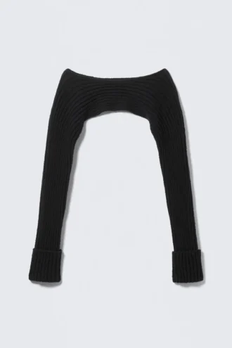 Gestrickter Bolero mit U-Boot-Ausschnitt – Schwarz Gestrickter Bolero mit U-Boot-Ausschnitt – Schwarz