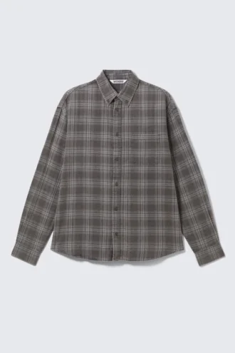 Gewaschenes Flanellhemd mit Karomuster und Knopfleiste – Checked Washed Grey