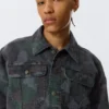Gia F Lässige Baumwoll-Truckerjacke – Navy Camo Gia F Lässige Baumwoll-Truckerjacke – Navy Camo