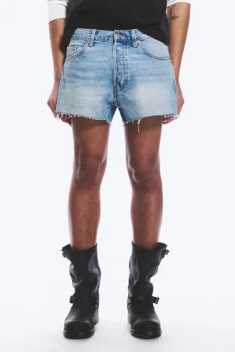 Gravity Mid Rise Loose Denim Shorts – Kimberley Blue – Hellblau