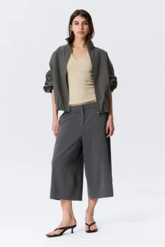 Hanne H Capri-Hose – Dunkelgrau meliert