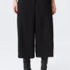 Hanne H Capri-Hose – Schwarz Hanne H Capri-Hose – Schwarz