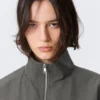 Hanne H Oversized-Trainingsjacke – Dunkelgrau Hanne H Oversized-Trainingsjacke – Dunkelgrau