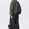 Hanne H Oversized-Trainingsjacke – Dunkelgrau Hanne H Oversized-Trainingsjacke – Dunkelgrau