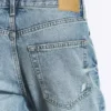 Helix Low Rise Regular Flared Jeans – Sky Worn – Mittelblau Helix Low Rise Regular Flared Jeans – Sky Worn – Mittelblau