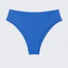 Hoch geschnittene Bikinihose im brasilianischen Stil – Hellblau Hoch geschnittene Bikinihose im brasilianischen Stil – Hellblau
