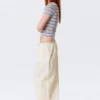 Hose mit niedriger Leibhöhe, Rüschen und Kordelzug – Off-White Hose mit niedriger Leibhöhe, Rüschen und Kordelzug – Off-White