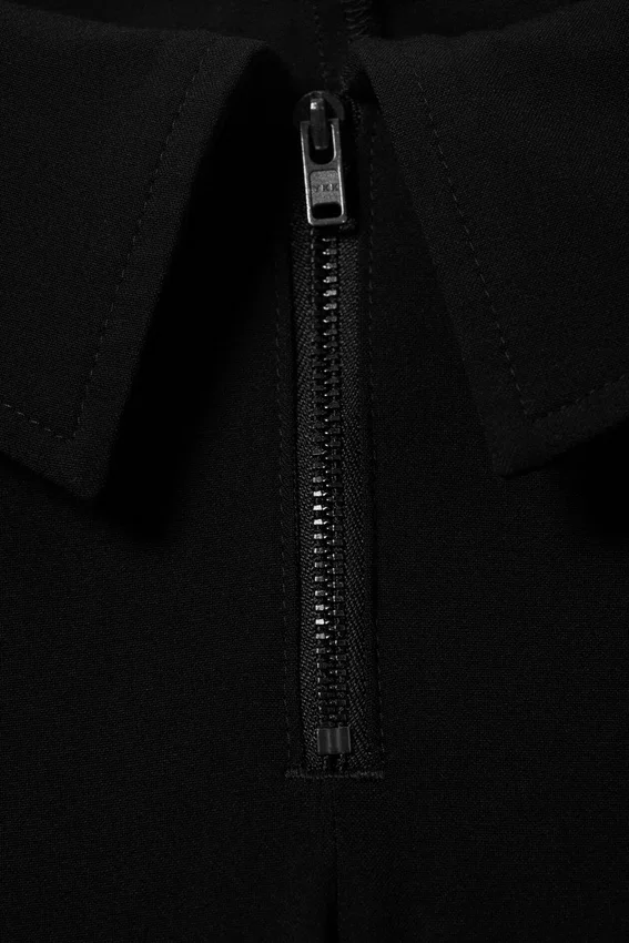 Hose mit niedriger Leibhöhe und ausgestelltem Bein – Schwarz Hose mit niedriger Leibhöhe und ausgestelltem Bein – Schwarz