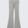 Hose mit niedriger Taille, ausgestellt und gerippt – Staubgrau