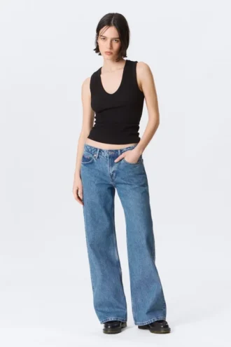 imoo low rise loose wide jeans 90s blue mittelblau 1 330x495 - Imoo Low Rise Loose Wide Jeans &ndash; 90S Blue &ndash; Mittelblau